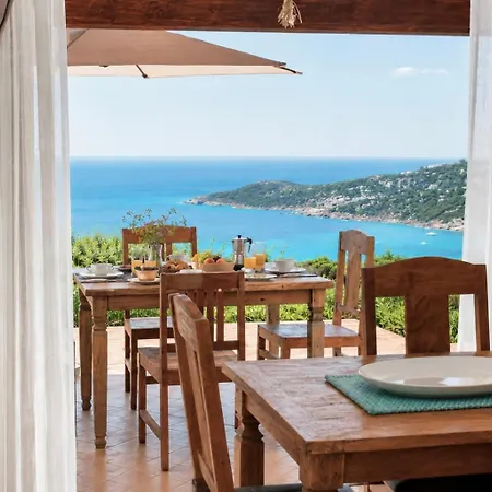Holiday home Big Pevero Sea View House 5 Three Bedrooms
